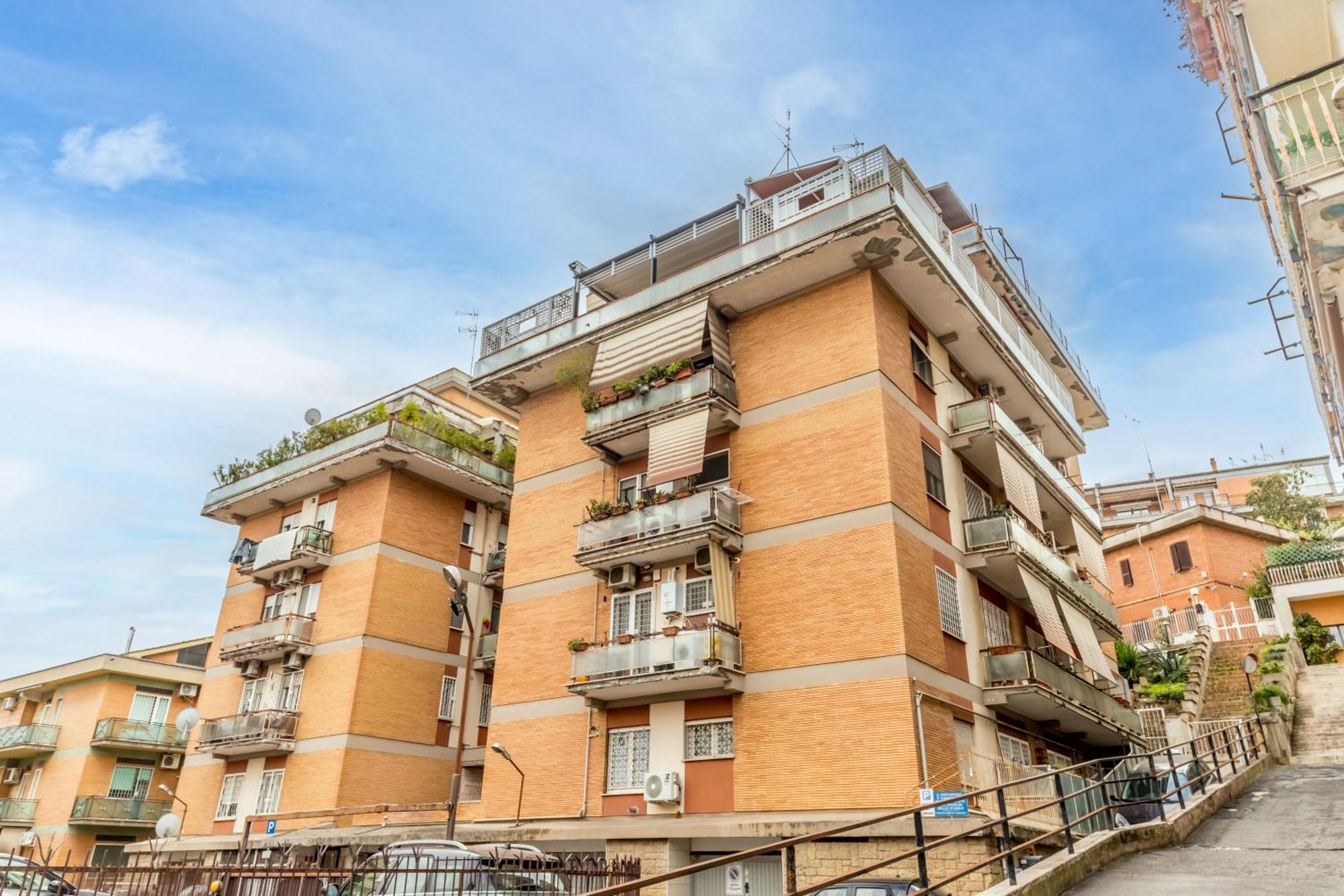 White Living R-Home Roma Eksteriør bilde